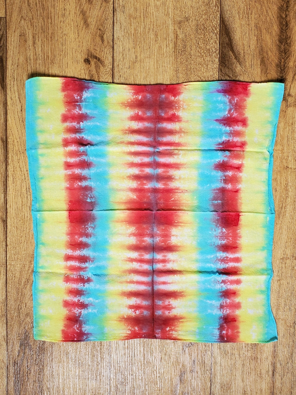 Gildan Tie-Dye Scarf in Red, Yellow & Blue